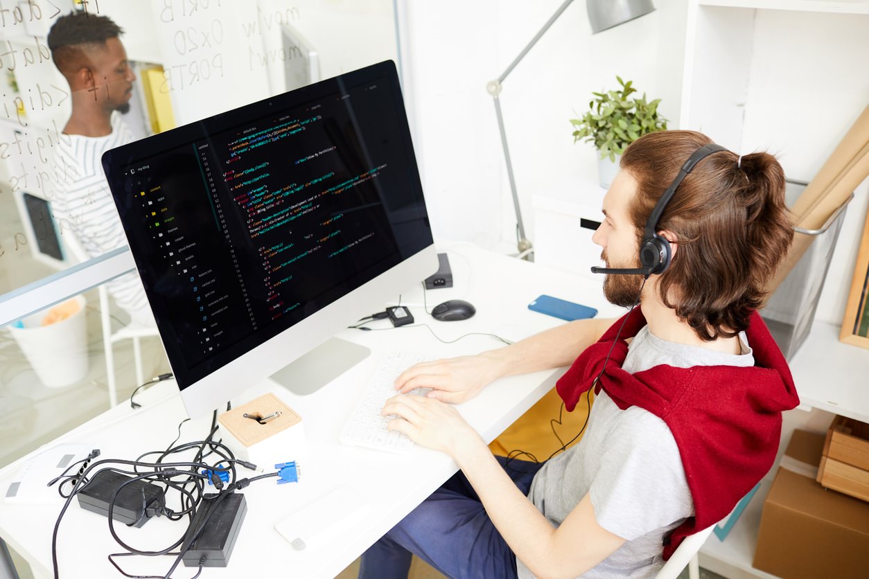 web deisgner building a custom website